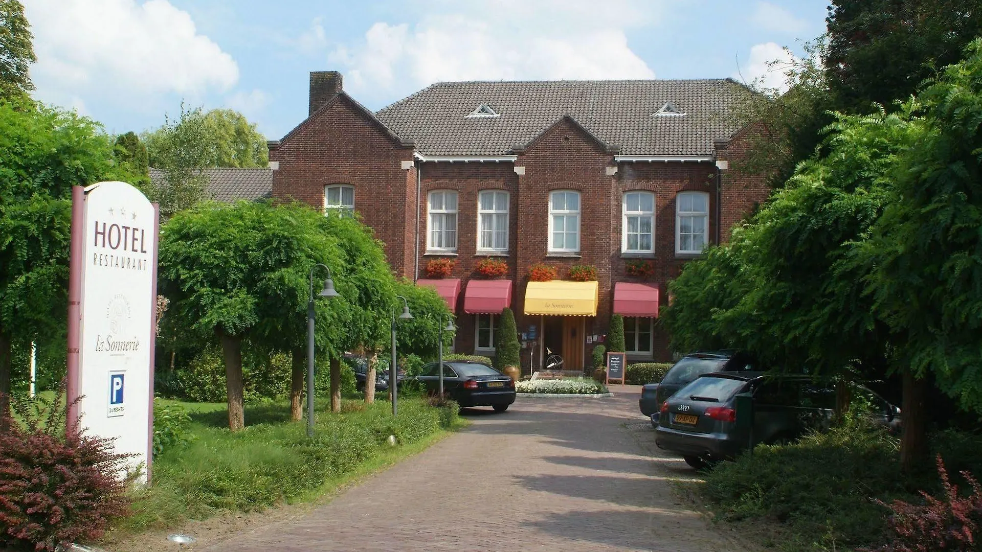 ****  Hotel Restaurant La Sonnerie Son en Breugel Netherlands