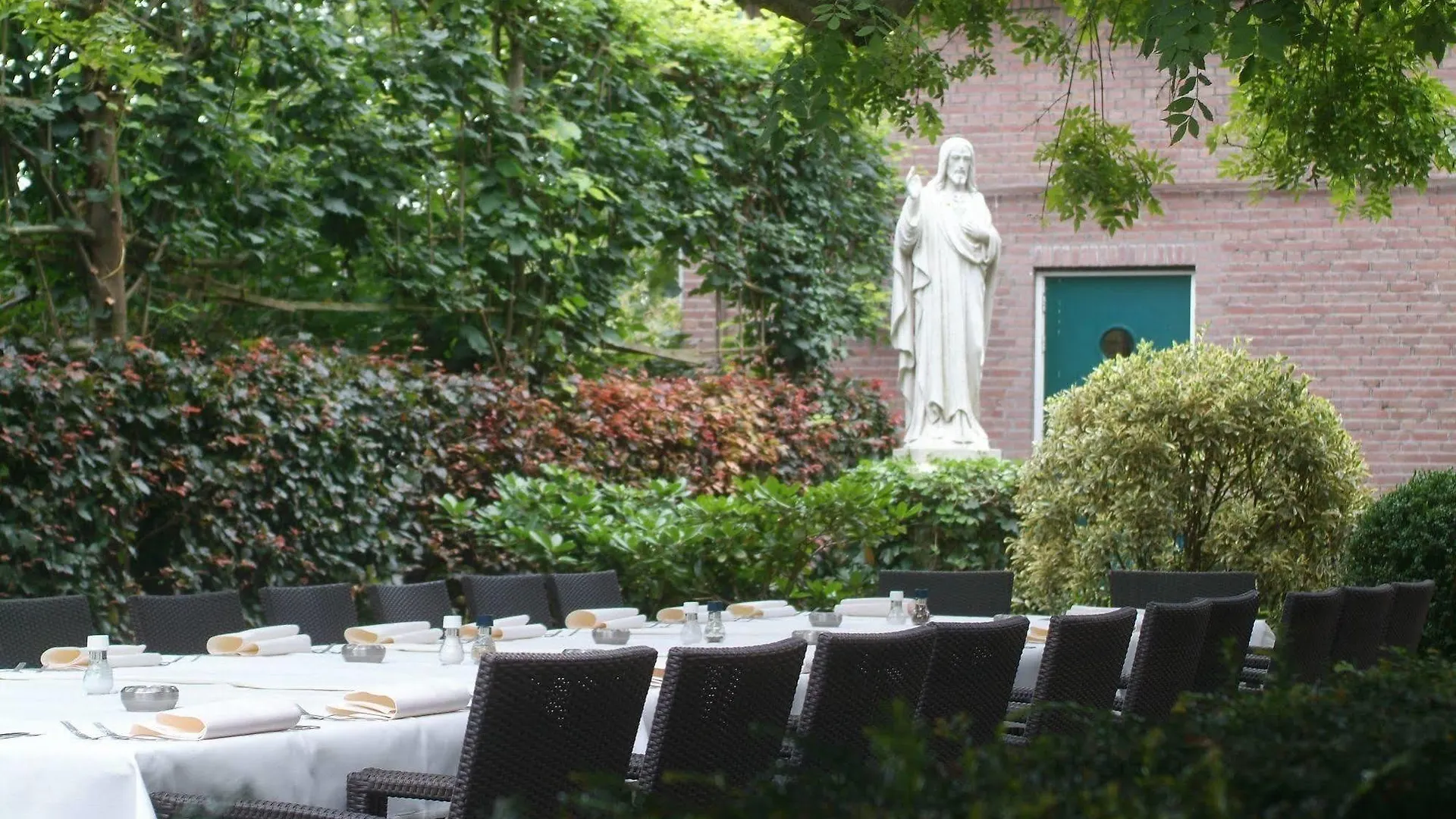Hotel Restaurant La Sonnerie Son en Breugel