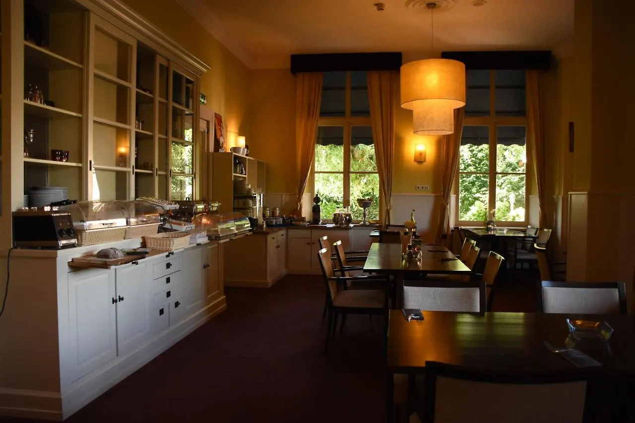 Hotel Restaurant La Sonnerie Son en Breugel